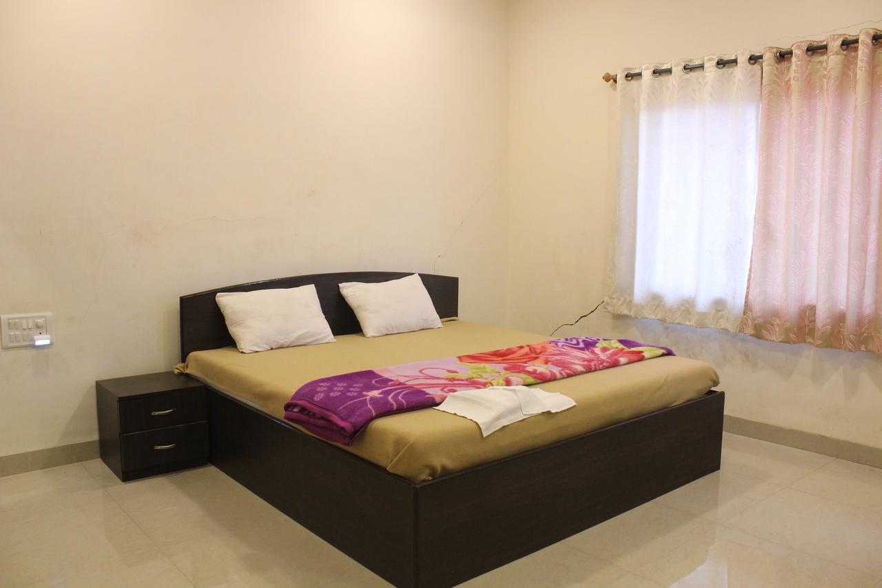 Malhar Bungalow 판치가니 외부 사진